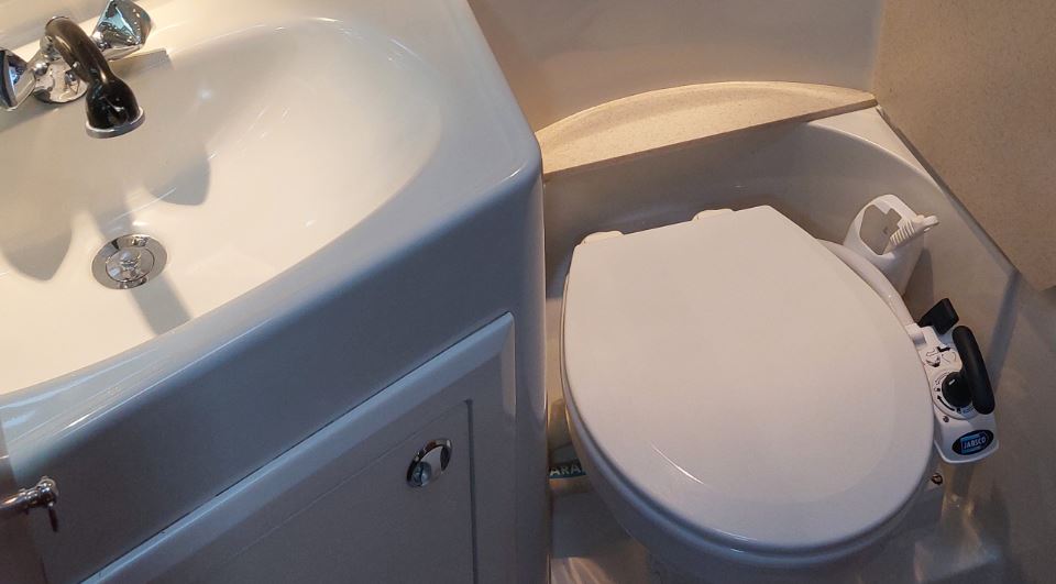 sweden-yachts-370-ticco-7