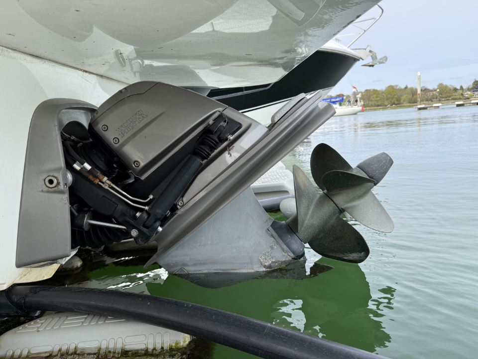 Cobra Nautique 9.7m Inboard, 9.7-199 10