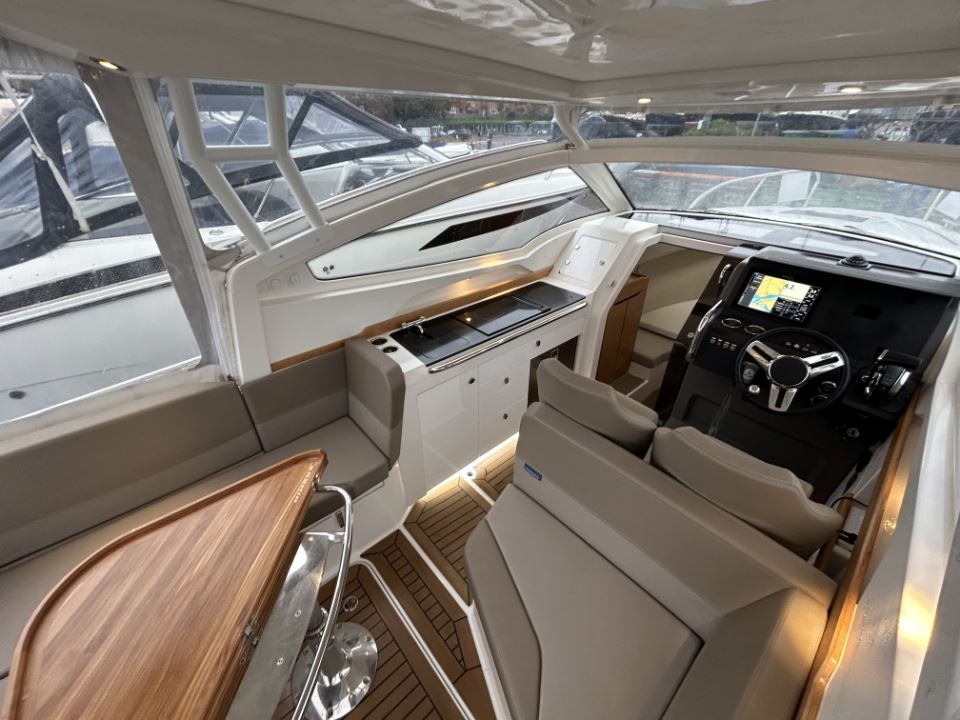 Nimbus Weekender 9 T-Top, MARIANA 2