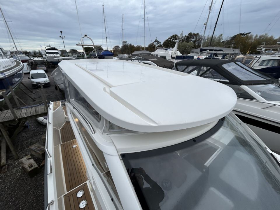 Nimbus Weekender 9 T-Top, MARIANA 8