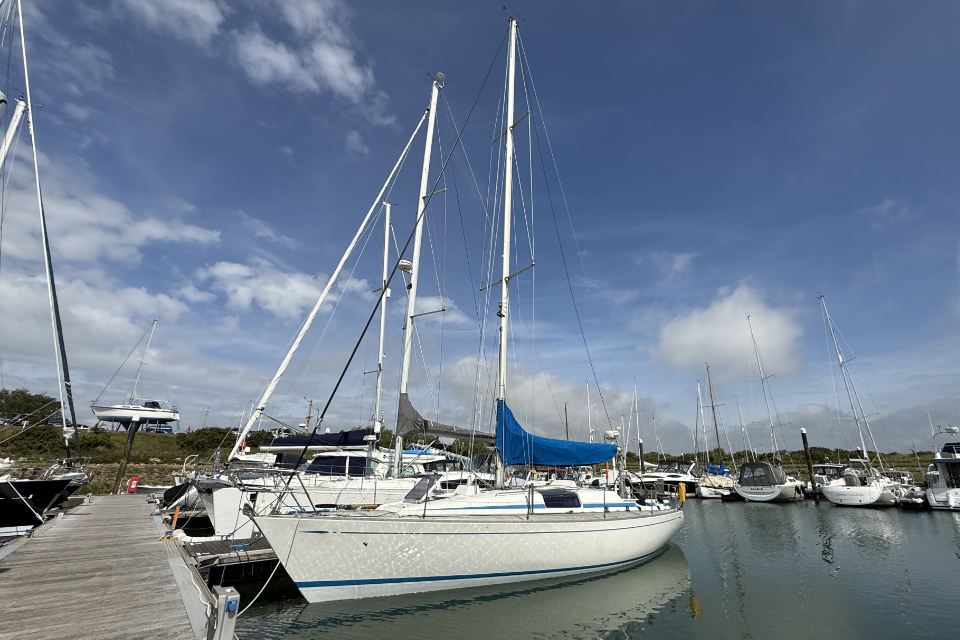 Nautor Swan 36 MkII, MARKOVA 1 Main