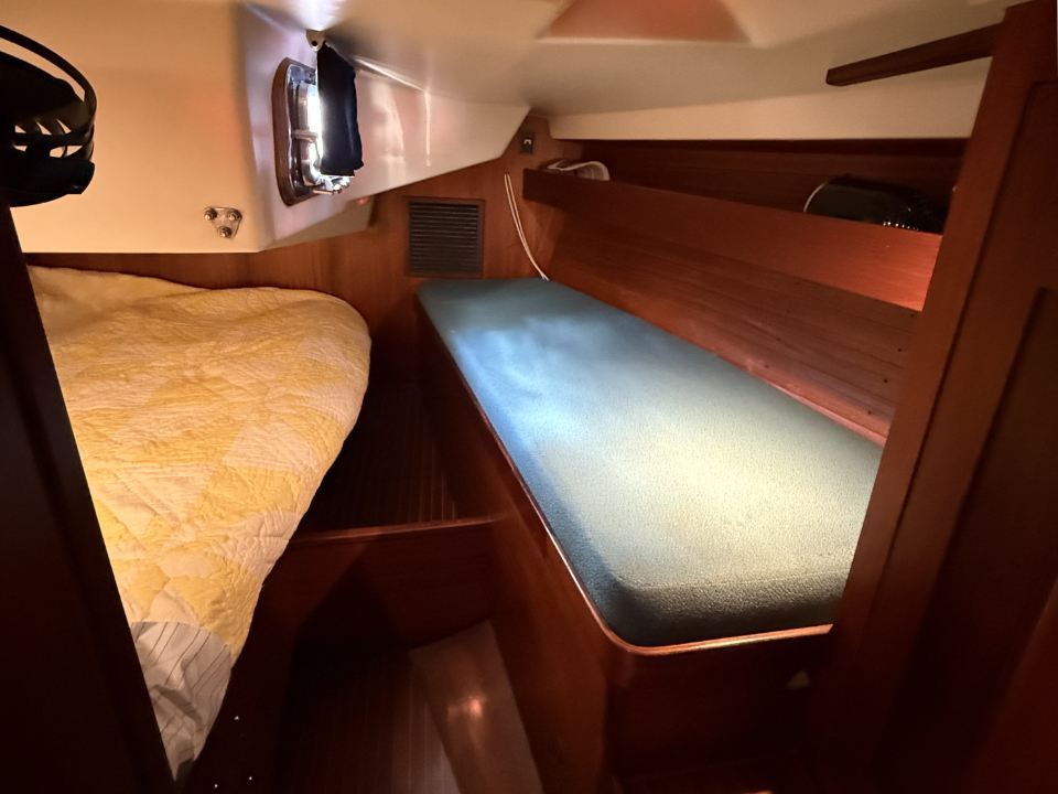 sweden-yachts-36-engelen-10