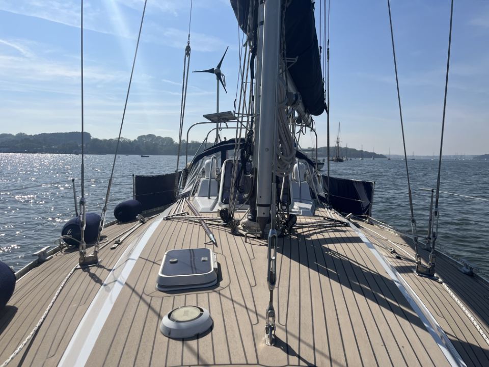 sweden-yachts-370-bloom-2